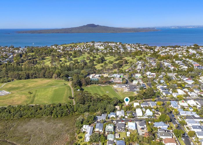  at 215 Victoria Road, Devonport, Auckland