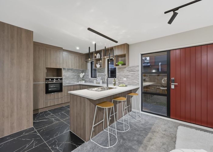  at 1-3/716 Massey Road, Mangere, Manukau City, Auckland