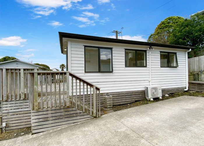  at 1B Kohekohe Street, New Lynn, Auckland