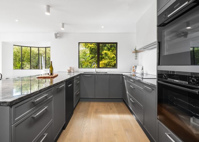  at 37 Macmillan Avenue, Cashmere, Christchurch City, Canterbury