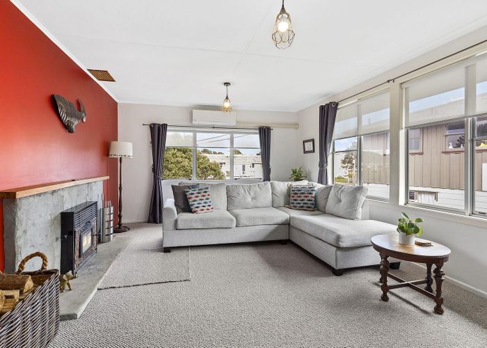  at 16 Owhiti Street, Titahi Bay, Porirua