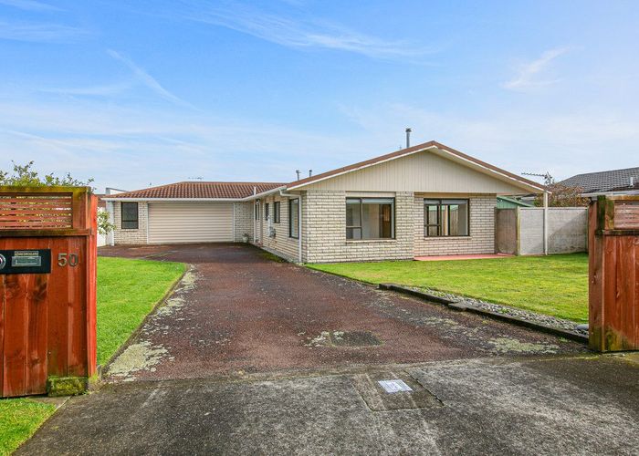  at 50 Barrett Road, Whalers Gate, New Plymouth