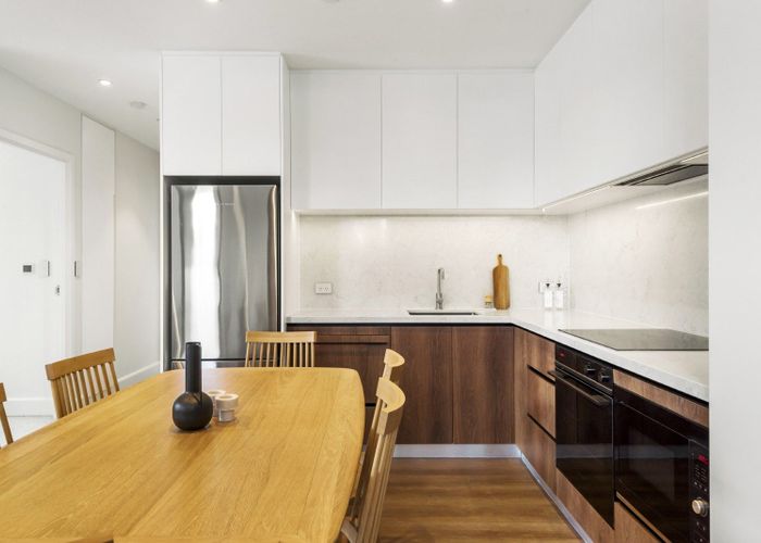  at 1/219 Lake Road, Northcote, North Shore City, Auckland