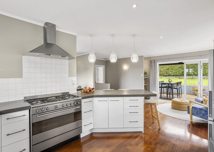  at 26 Coromandel Crescent, Mairangi Bay, North Shore City, Auckland