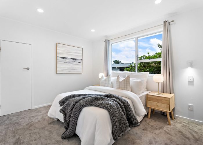  at 15 Cunliffe Place, Glenfield, North Shore City, Auckland
