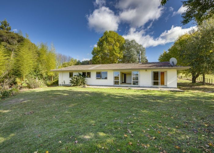  at 136 Seafield Road, Eskdale