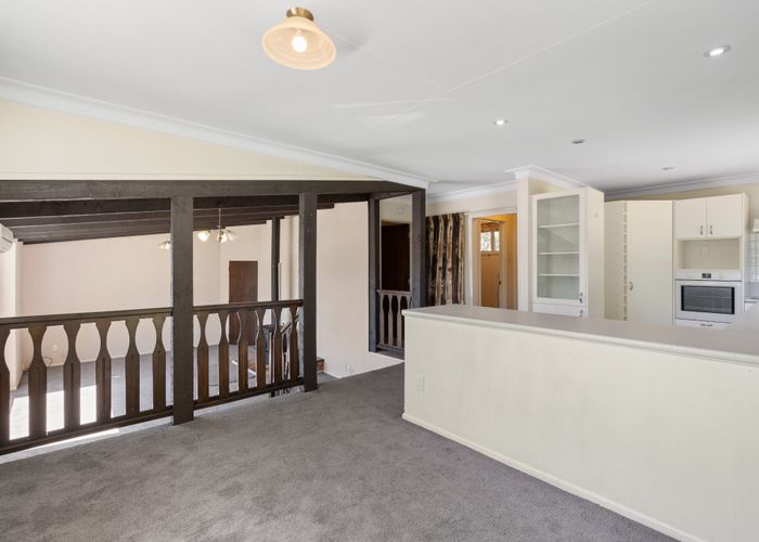  at 30 Leckhampton Court, Clyde Hill, Dunedin