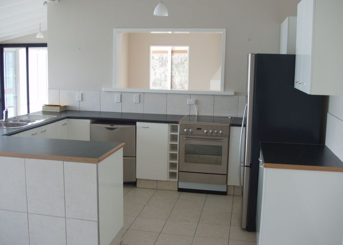  at 27C Kaikoura St, Maupuia, Wellington, Wellington