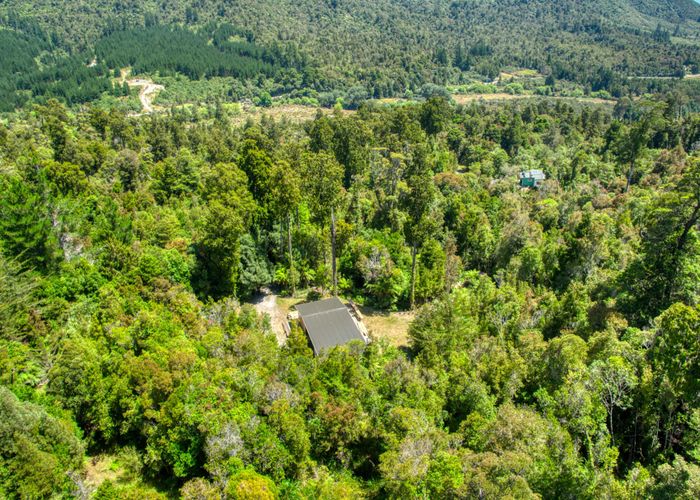  at 215 Clifton Road, Greymouth, Grey, West Coast