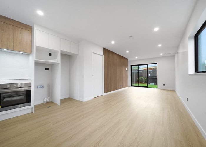  at 2 / 6-8 Wilmhurst Ave, Papatoetoe, Manukau City, Auckland