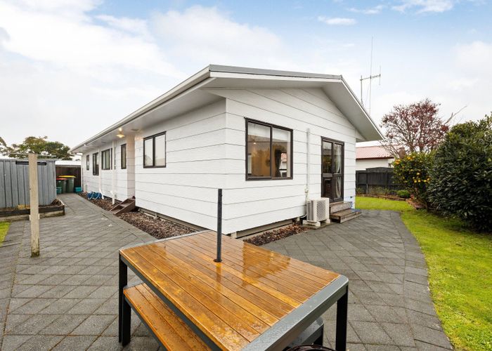  at 25C Garland Drive, St Andrews, Hamilton