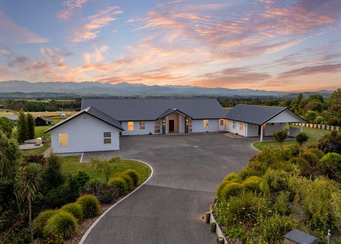  at 15 Ardsley Lane, Masterton, Masterton, Wellington