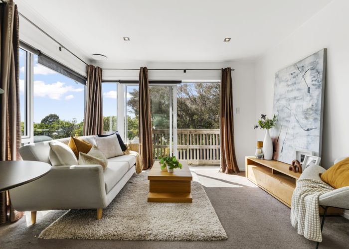  at 1/25 Lush Avenue, St Johns, Auckland