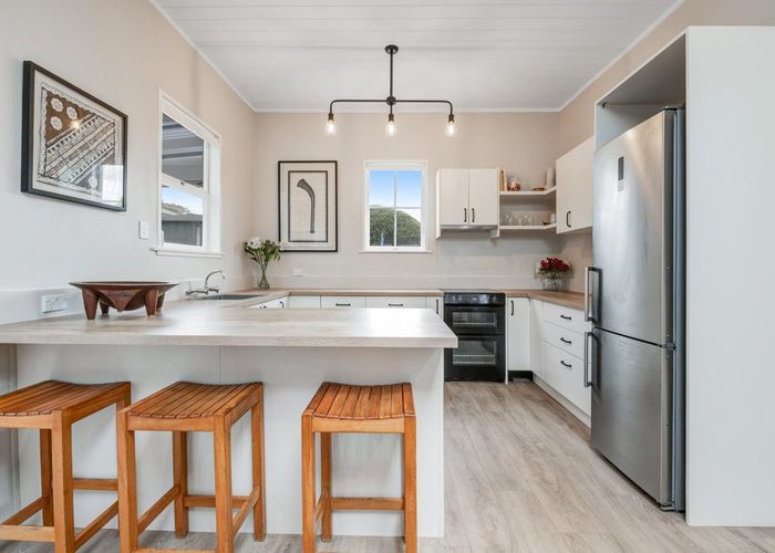  at 1 Karaka Street, Helensville, Helensville