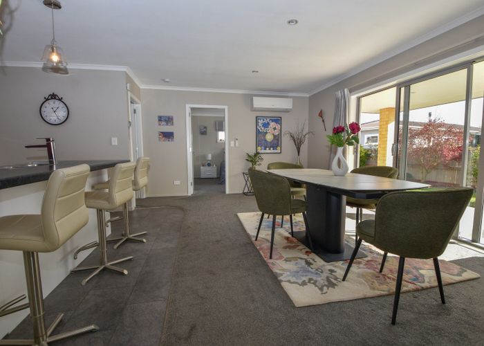  at 1 Walnut Lane, Carterton