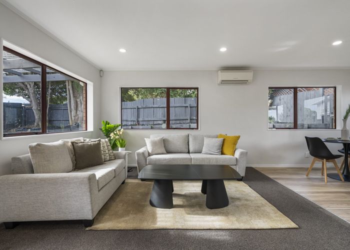  at 2E Lynbrooke Avenue, Blockhouse Bay, Auckland City, Auckland