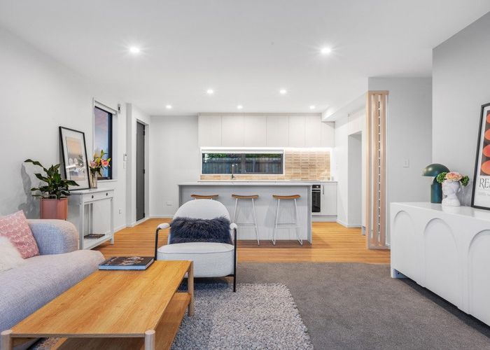  at 2/20 Shearer Avenue, Papanui, Christchurch City, Canterbury