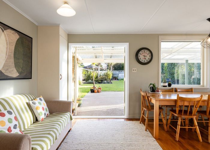  at 27 Casey Avenue, Fairfield, Hamilton, Waikato