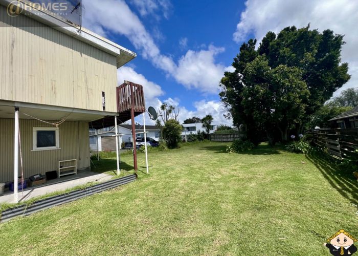  at 84A Roberts Road, Te Atatu South, Waitakere City, Auckland