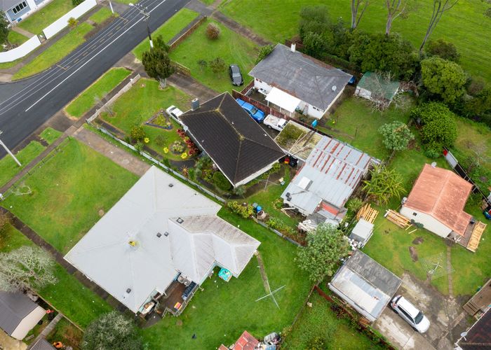  at 80 Hills Road, Otara, Auckland