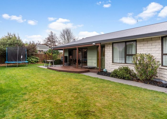  at 5 Kruse Place, Redwood, Christchurch