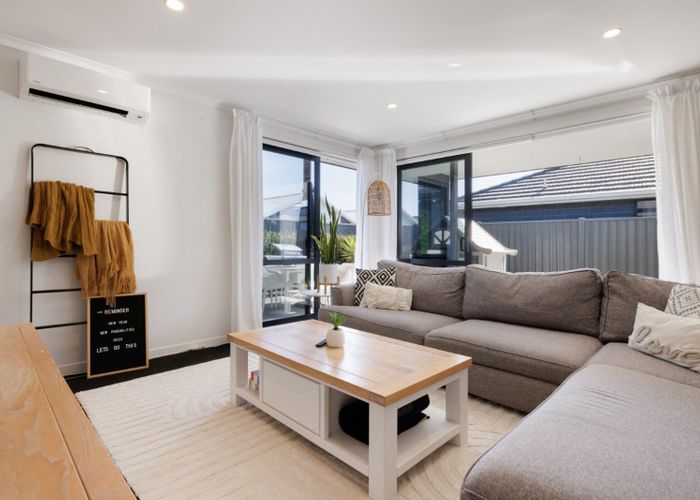  at 8 Scarr Lane, Pyes Pa, Tauranga