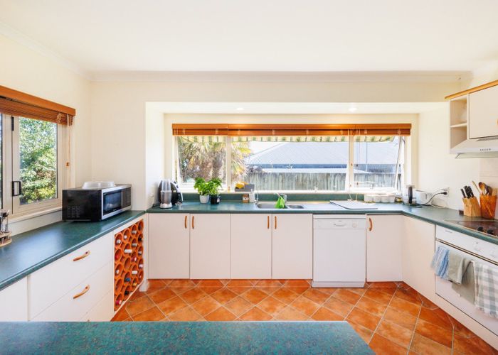  at 9 Woodgate Court, Fitzherbert, Palmerston North
