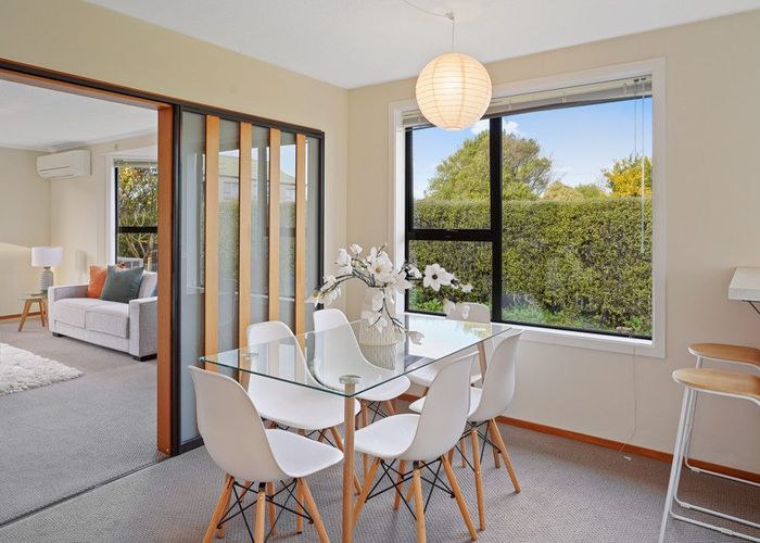  at 1/2 Thornhill Place, Sockburn, Christchurch
