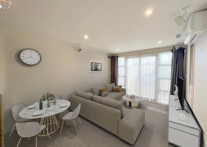  at 42/8 Landscape Road, Papatoetoe, Manukau City, Auckland