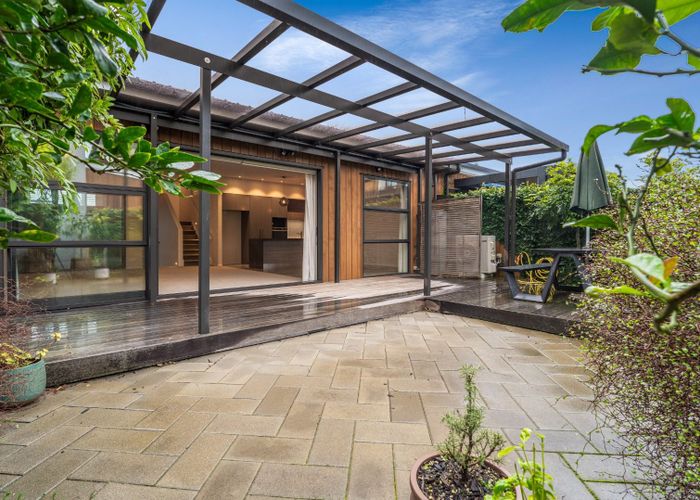  at 8 Gateway Avenue, Beachlands, Manukau City, Auckland