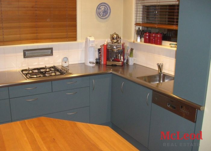  at 31 Daniels Road, Redwood, Christchurch