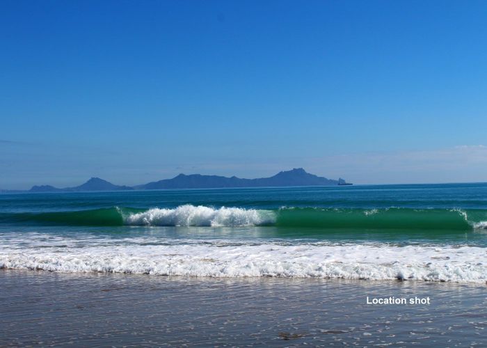  at 14 Granada Lane, Langs Beach, Waipu