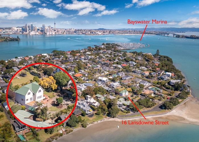  at 16  Lansdowne Street, Bayswater, North Shore City, Auckland