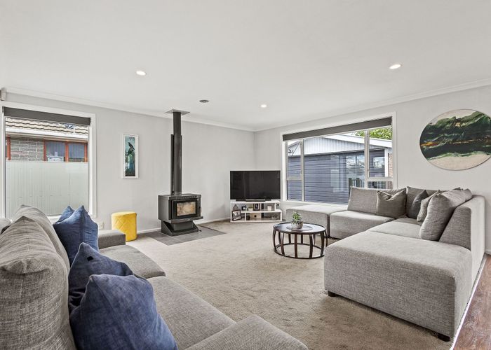  at 6 Cotswold Avenue, Bishopdale, Christchurch City, Canterbury