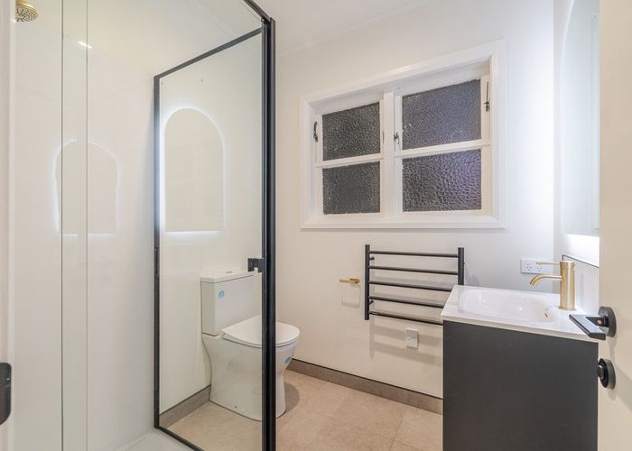  at 9 Anderson Street, Hokowhitu, Palmerston North