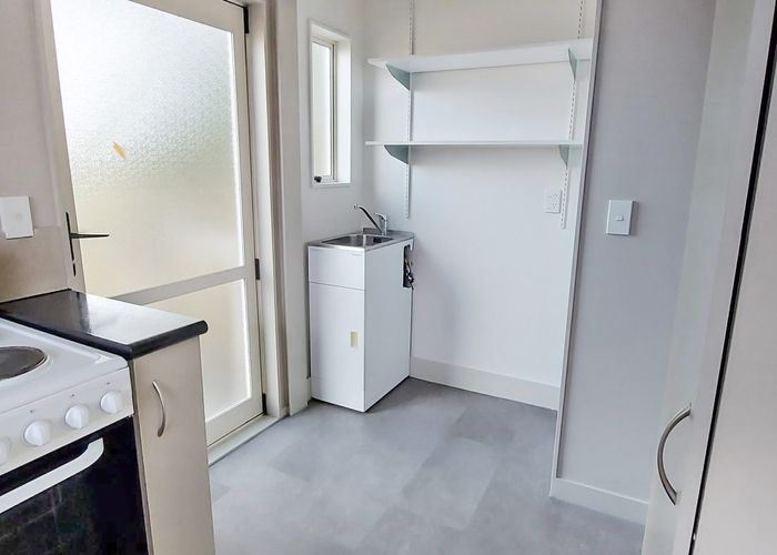  at 31 Covil Avenue, Te Atatu South, Auckland