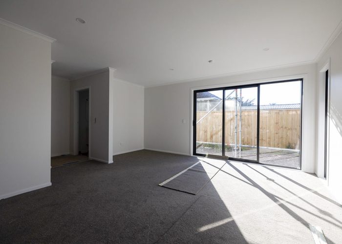  at 994-996 Taita Drive, Avalon, Lower Hutt, Wellington