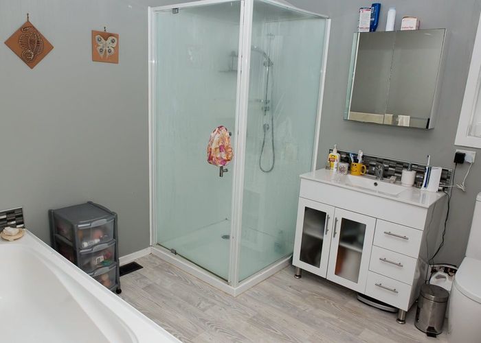  at 15 Gloaming Hill, Titahi Bay, Porirua