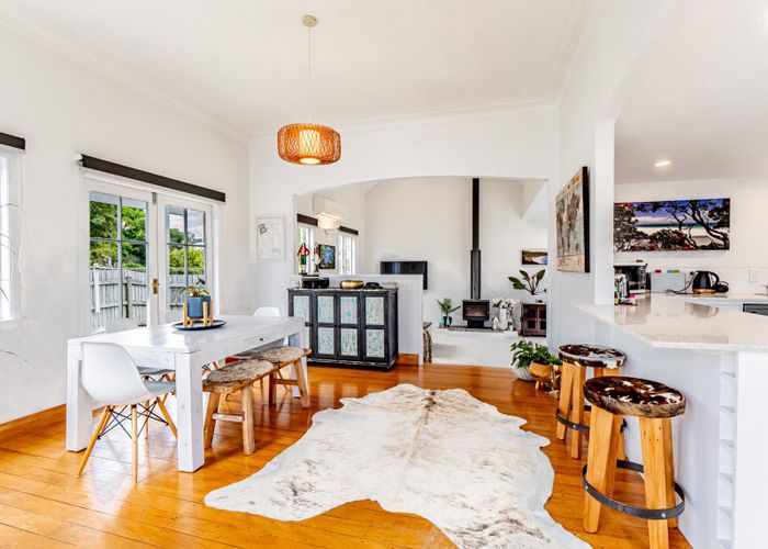  at 38 Waiwaka Terrace, Strandon, New Plymouth