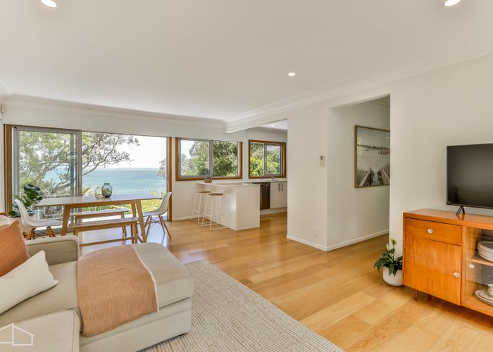  at 52 Paturoa Road, Titirangi, Auckland