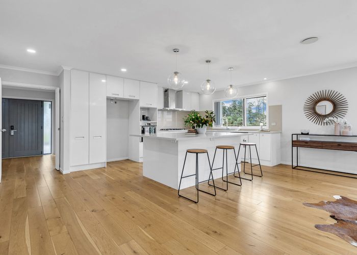  at 15 Aviano Close, Flat Bush, Auckland