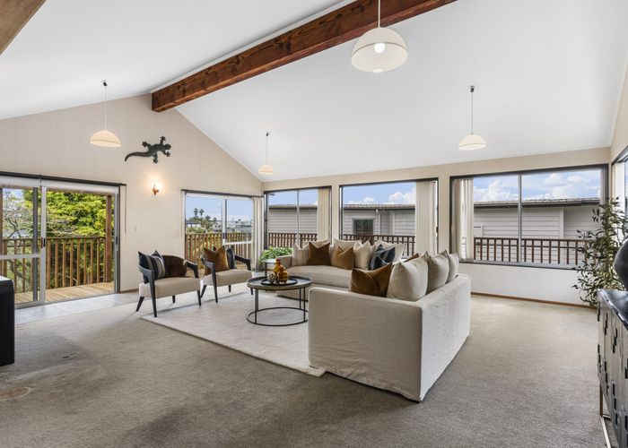  at 29 Braemar Road, Castor Bay, Auckland