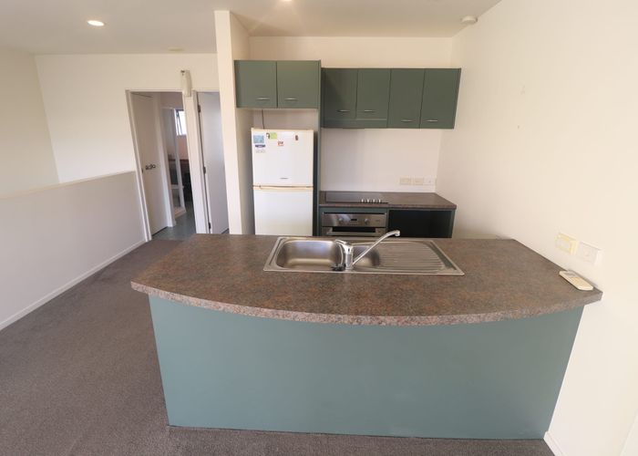  at 15 Lovell Court, Rosedale, North Shore City, Auckland