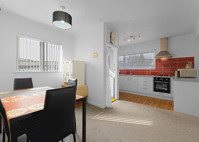  at 1/30 Gloucester Road, Manurewa, Manukau City, Auckland