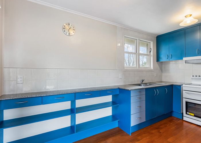  at 2/214 Campbell Road, Greenlane, Auckland City, Auckland