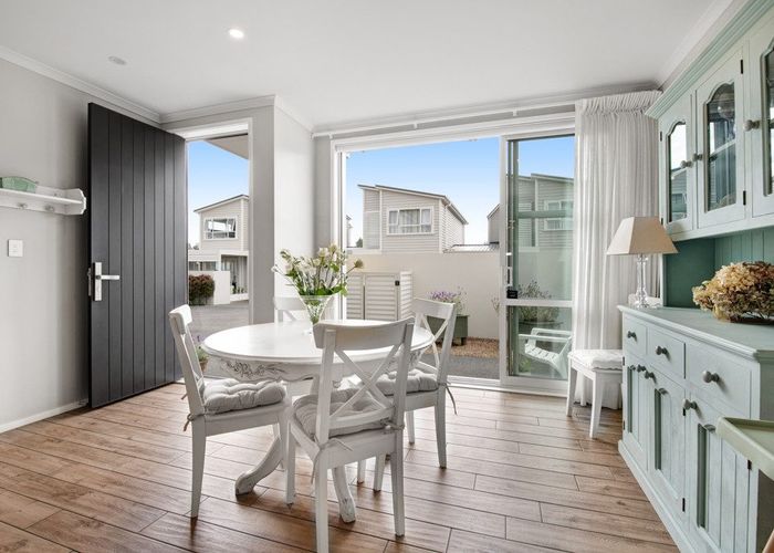  at 15 Sanremo Lane, Stanmore Bay, Whangaparaoa