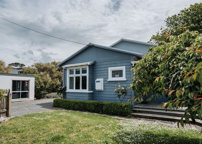  at 14 Moana Street, Kaka Point, Clutha, Otago