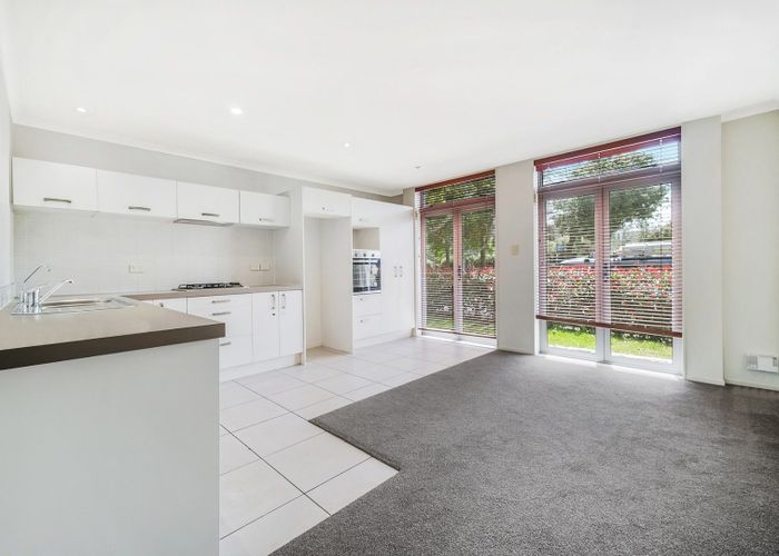  at 6 Reins Rd, Takanini, Papakura, Auckland