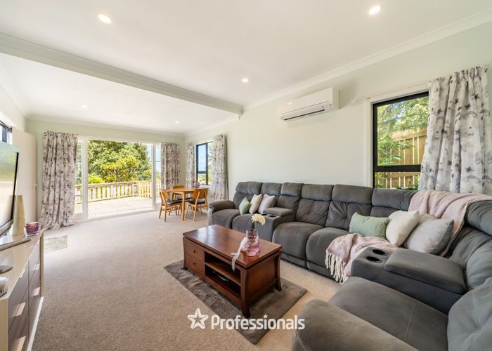  at 24 Miromiro Road, Normandale, Lower Hutt, Wellington