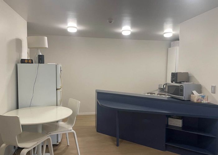  at 5/3 The Avenue, Albany, North Shore City, Auckland